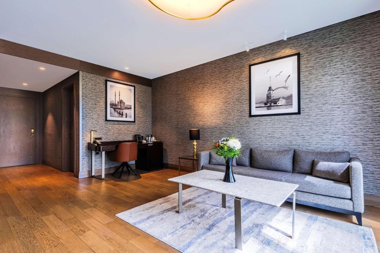 Radisson Collection Hotel, Vadistanbul Exterior photo Interior of a suite at the Mandarin Oriental London