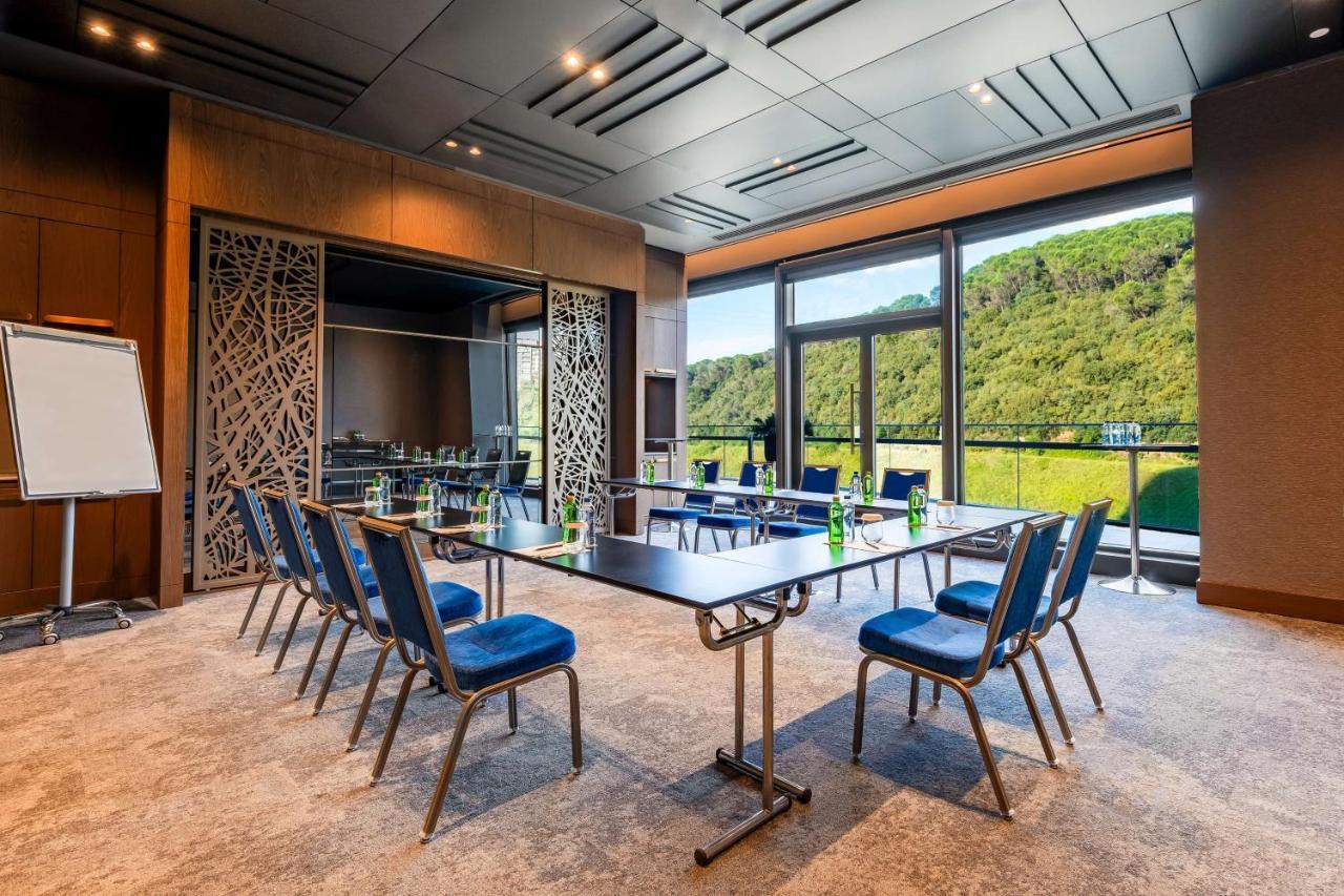 Radisson Collection Hotel, Vadistanbul Exterior photo Meeting room
