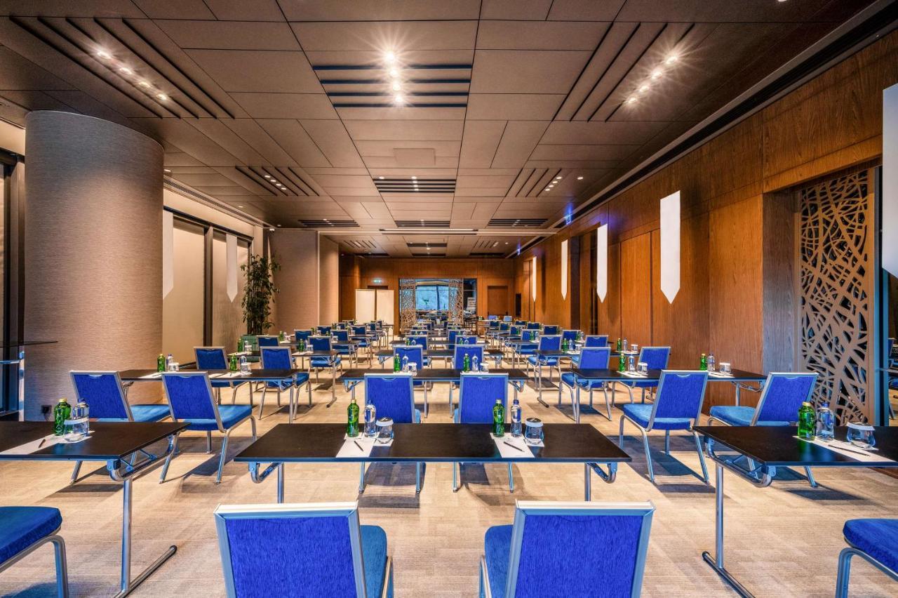 Radisson Collection Hotel, Vadistanbul Exterior photo Meeting room