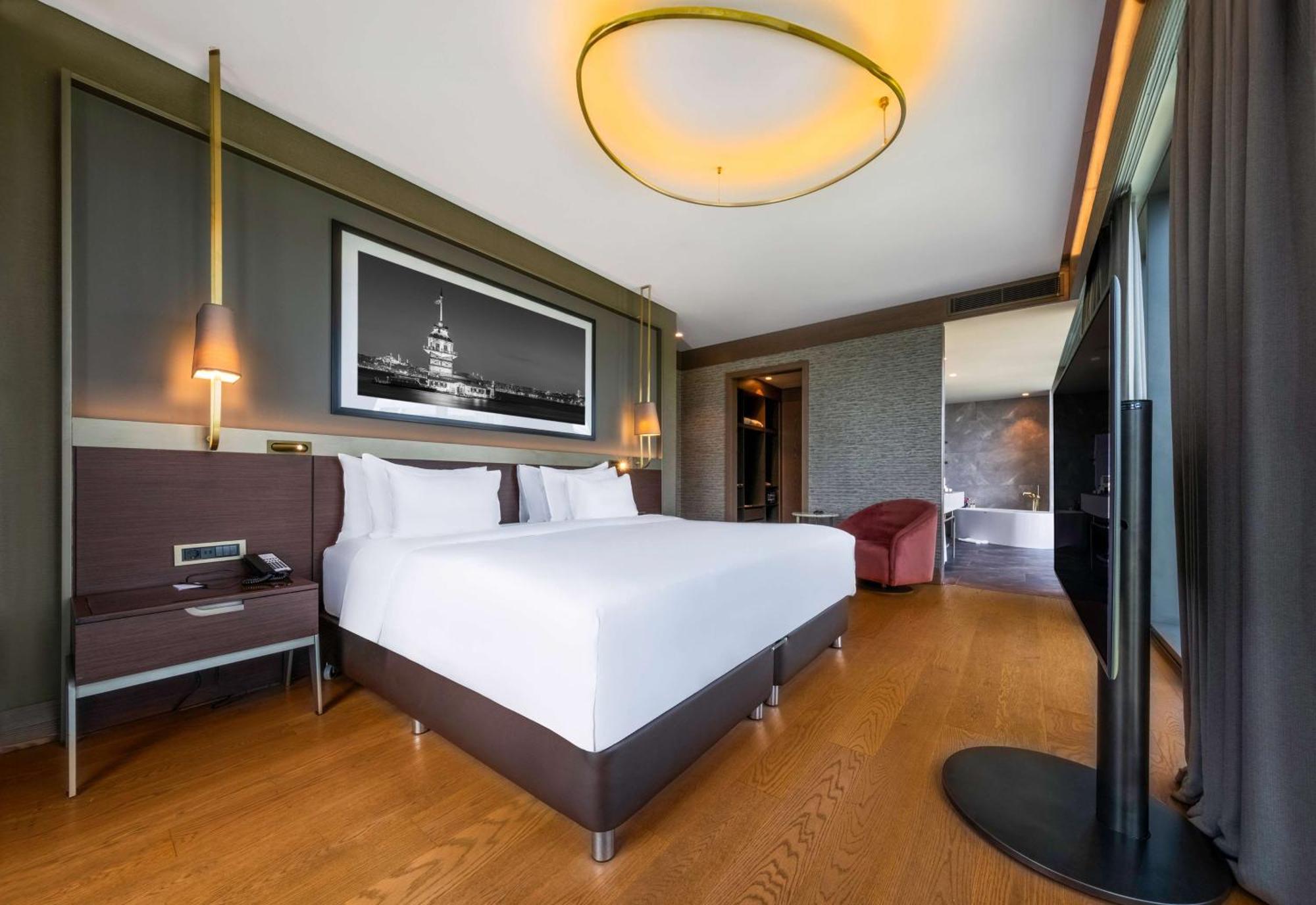 Radisson Collection Hotel, Vadistanbul Exterior photo Suite
