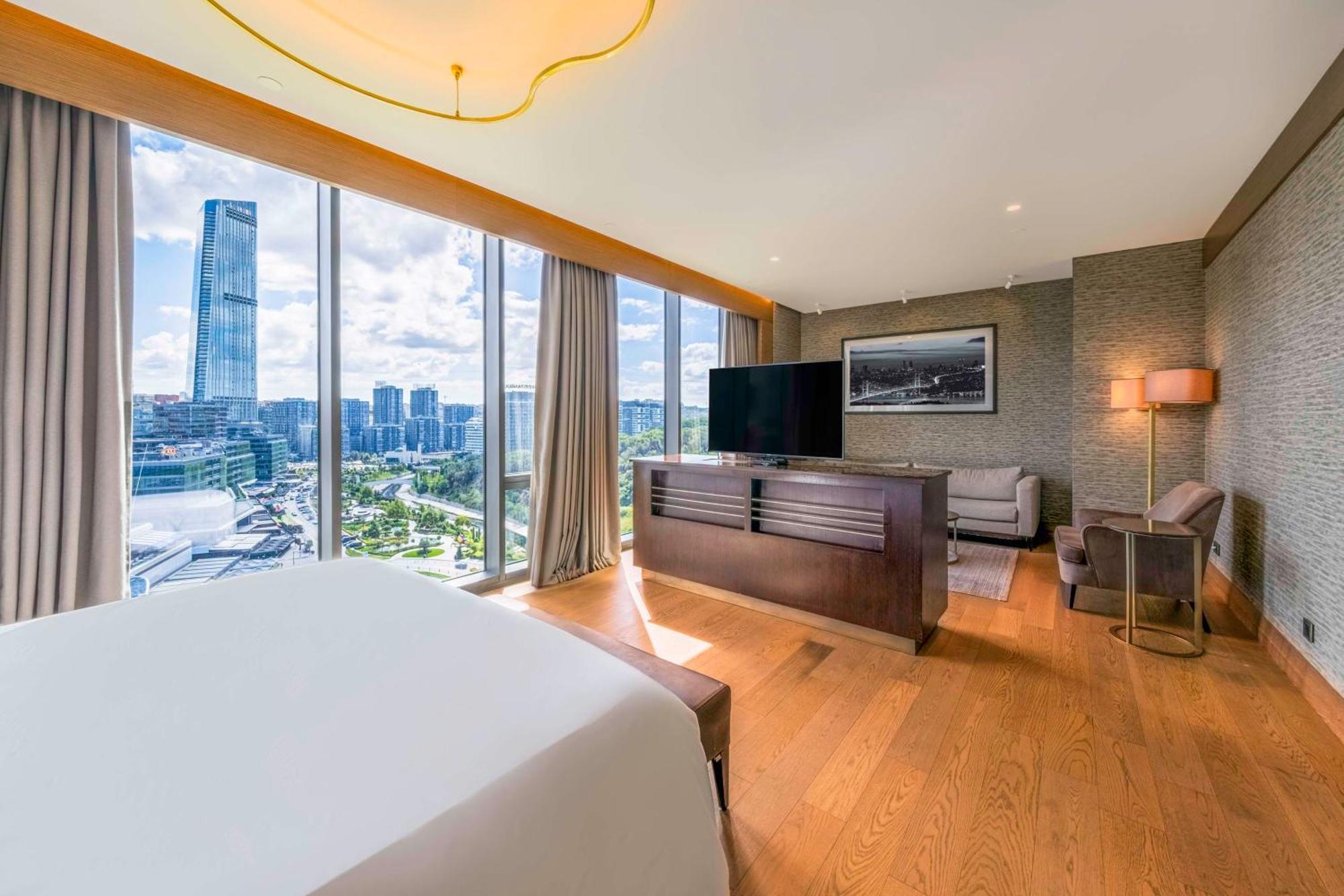 Radisson Collection Hotel, Vadistanbul Exterior photo A suite at the hotel