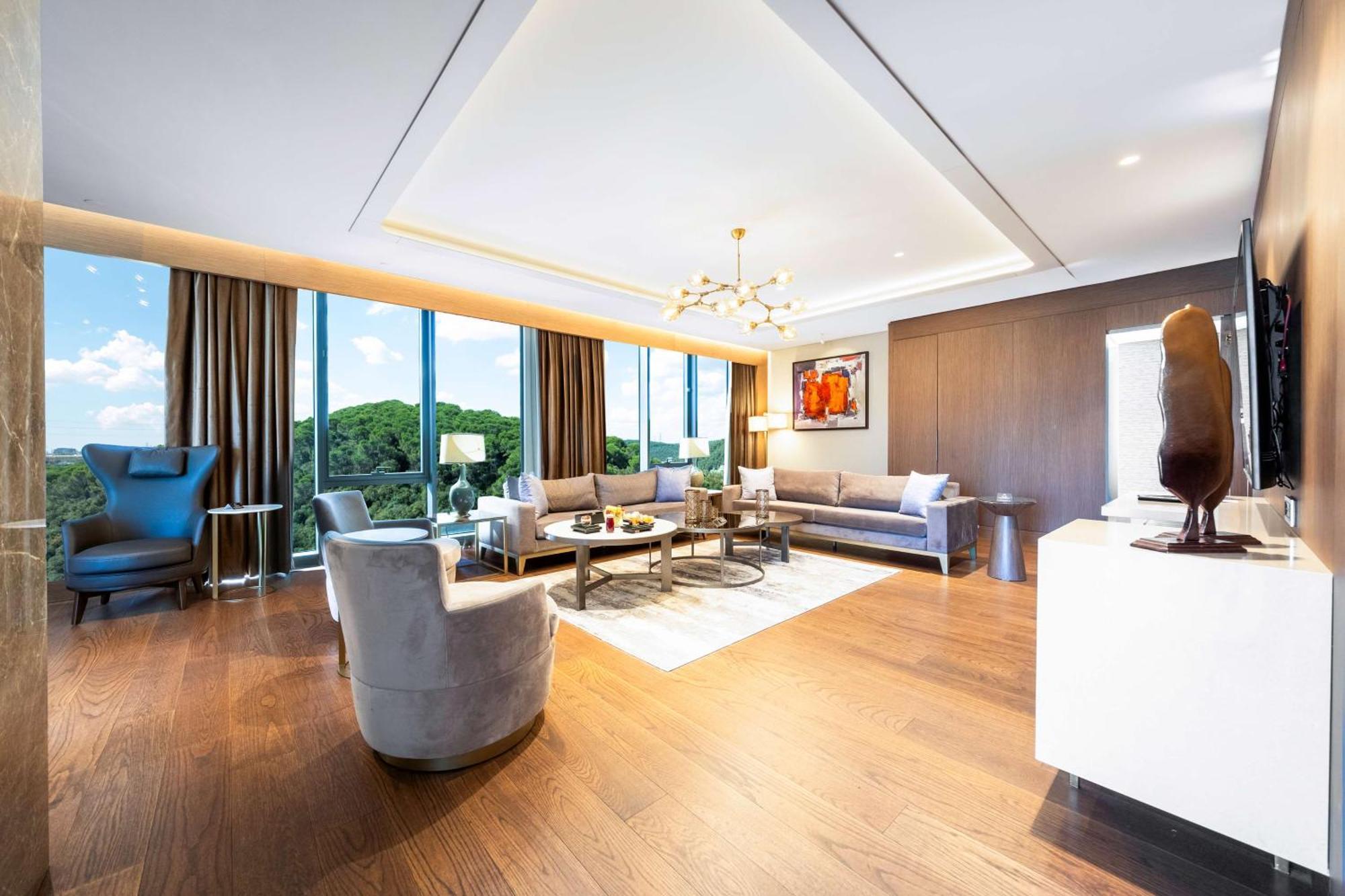 Radisson Collection Hotel, Vadistanbul Exterior photo The living room of a Presidential Suite