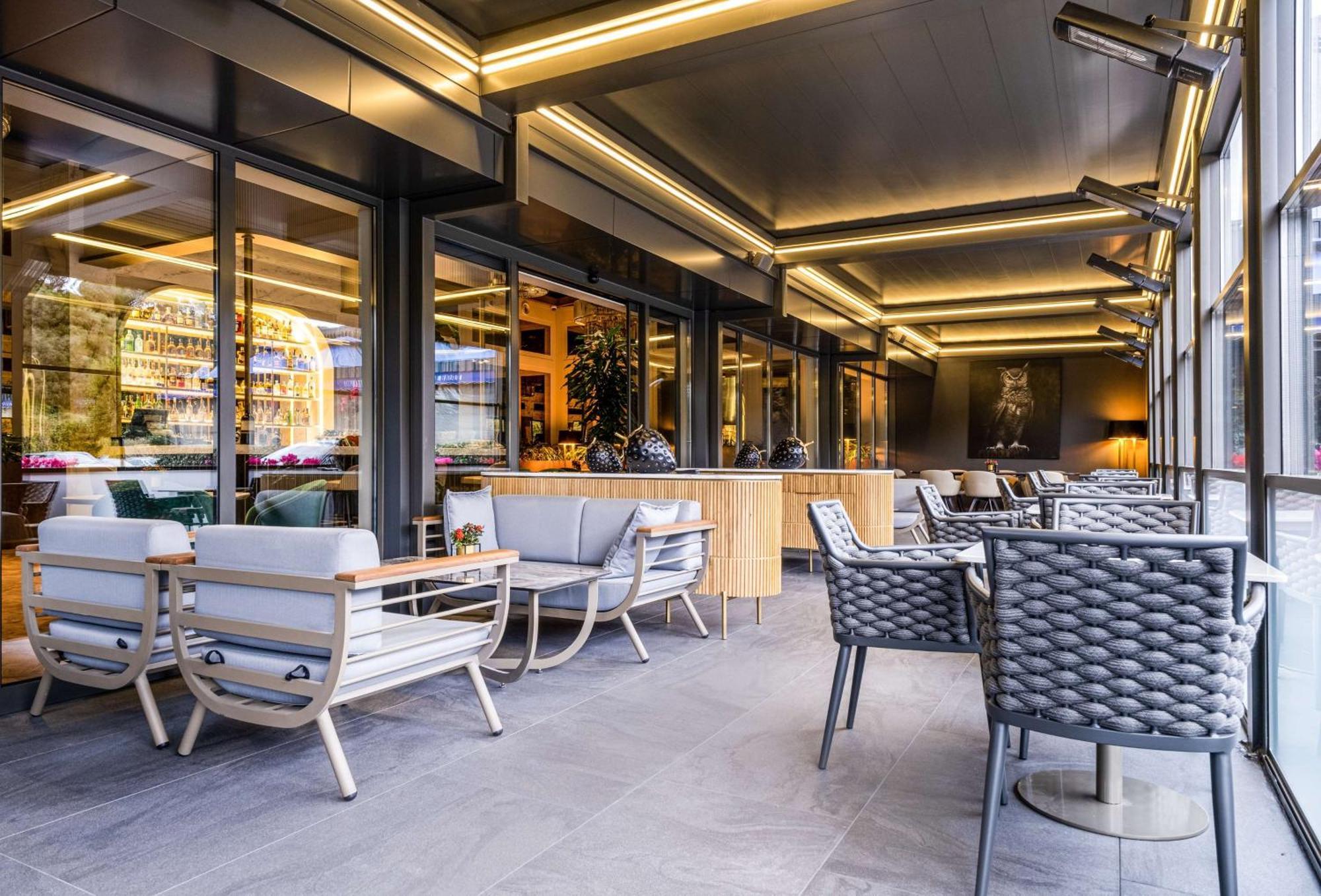 Radisson Collection Hotel, Vadistanbul Exterior photo The Terrace